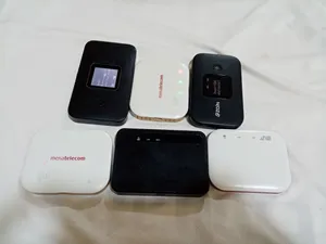 مجموعة من أجهزة الراوتر المحمولة (MiFi) للجيل الرابع 4G، العدد 6 بحالة ممتازة