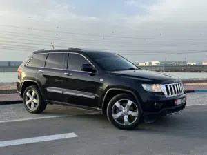 2013 Jeep Grand Cherokee, full option, GCC , 8 cylinders