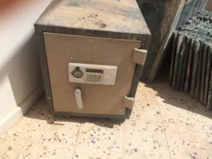 خزنة للبيع مستعملة
