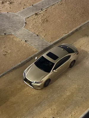 لكزس ES 350 موديل 2017