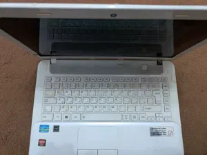 14 Toshiba monitors for sale  in Zliten