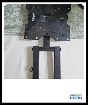 حامل شاشه ل حد 42 انش يتحمل 25kg كحد اعلى