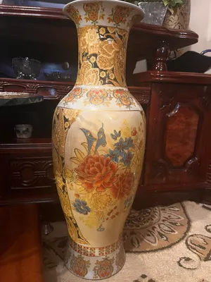 مزهريه ذات طراز جميل