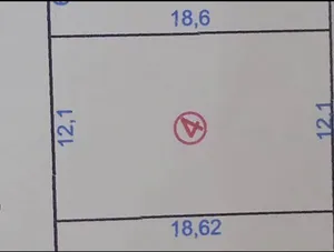 قطعة ارض للبيع 225 م طريق الشوك بالقرب من جامعة ناصر شارع الصالات داخل مقسم سكني