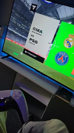 مطلوب ايفون 15/16 برو ولا برو مكس متخطي اي كلاود ولا مسطر بسعر معقول