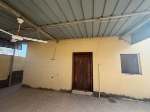 ( للبيع قطعتين ارض سكنيات ) الموقع : ولاية صحم - خور الحمام