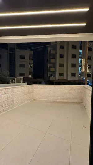 شقه للبيع طابق ارضي بسعر مميز في جبل النصر حي عدن مساحه 125 متر