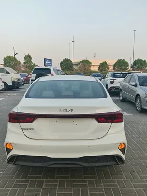 Make: kia Model: cerato Gcc Year: 2023 KM’s: 97,248 Engine: 1.6 Cylinder: 4 Option: standard Option