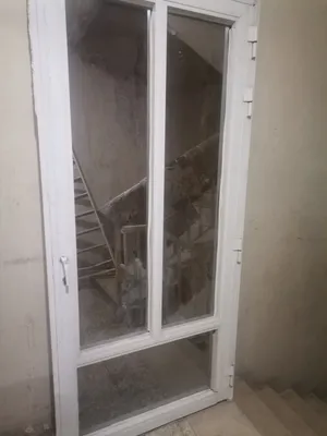 باب المونيوم مستعمل