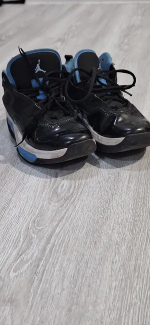 black and blue jordans shoes