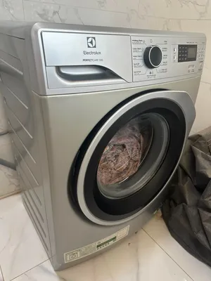Electrolux WASHING MACHINE, Front Load washer, 8kg like New
