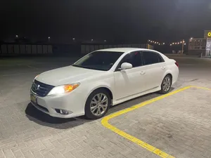 Used Toyota Avalon in Muscat