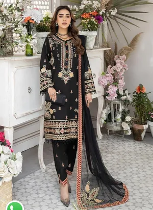 female tailor for stitching pakistan and indian dresses
