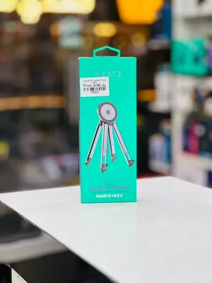 Brand New Heatz Magnetic Trihold Stand in oman  Secure Hold