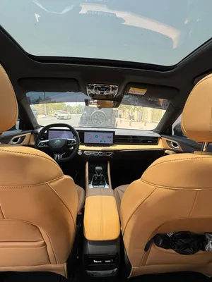 MG HS LUXURY 2025