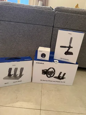 سكان و كرسي و هند بريك و دواسات من MOZA R3 Racing Wheel and Pedals for PC