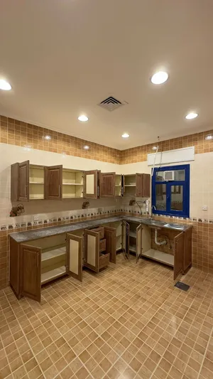200 m2 3 Bedrooms Apartments for Rent in Al Ahmadi Shalehat Al-Khairan