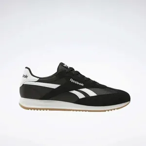 Rebook World 70 Unisex Shoes in black with white soles size 42.5