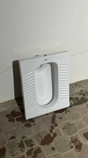 مرحاض جديد غير مستعمل ابداً