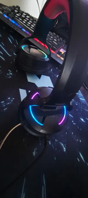 للبيع — عرض قيمنق كامل كنترولر نوع fantech سماعة نوع Red Redragon