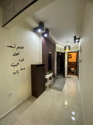 شقه للايجار في ايدون منطقه مستشفى الرهبات الورديه