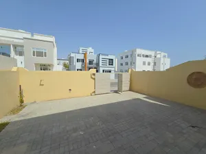 فيلا للبيع المعبيله قريب مول مسقط ونستو القديم(73,000)Villa for sale in Al Maabilah, near Muscat Mal