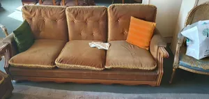 انتريه كنبة وعدد 2 فوتيه