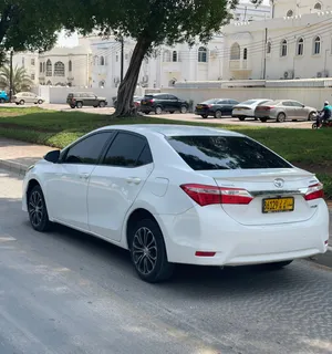 تويوتا كورولا 2015