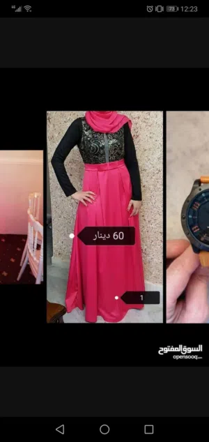 فساتين بحالة ممتازة الاسعار على الصور