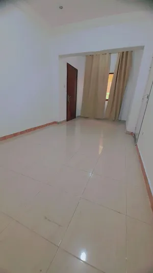 للايجار شقه غرفه وصاله بالمرور 31 خلف جمعية ابوظبى
