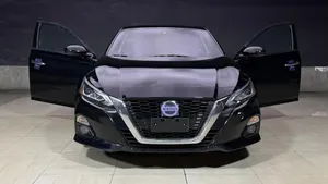 Nissan Altima 2020 SL full option