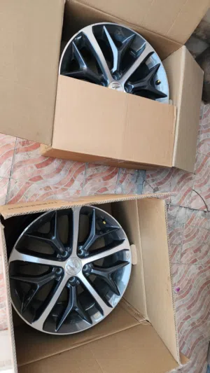 للبيع 4 رنجات هوندا سيفك 2024 For sale 4 rims size 18 honda civic