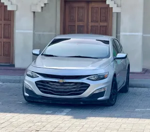 شيفروليه ماليبو  LS موديل 2019 4 سلندر 1.5 تشغيل بصمه + مثبت سرعة مري كهربا + مقاعد كهربا