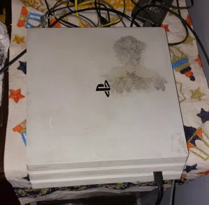 + دراعين جداد ps4 pro للبيع