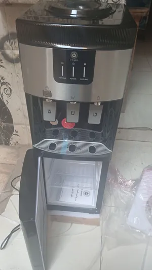مبرد مياه بارد فاتر حار