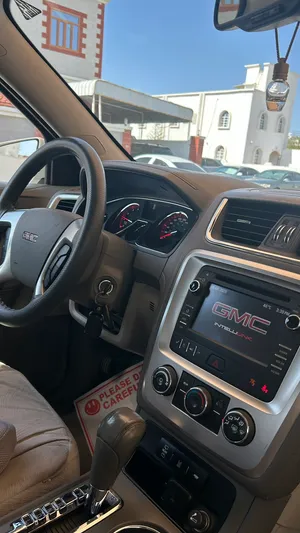GMC Acadia 2014 SUV for Sale - GCC Specs, 7 Seats, Excellent Condition