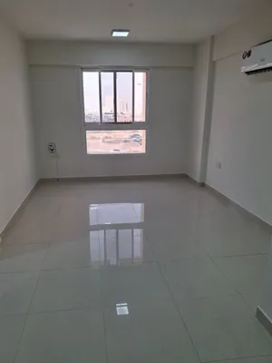 90 m2 2 Bedrooms Apartments for Rent in Muscat Al Maabilah