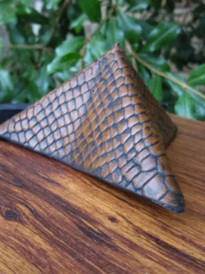 gholleh _stand ,Handmade Natural Leather Stand