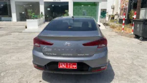 Sedan Hyundai in Al Batinah