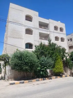 شقة استثمارية للبيع في الجبيهة