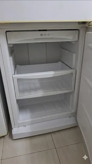 ثلاجة إل جي بشاشة أمامية