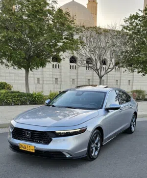 HONDA ACORD HYBRID EXL 2023