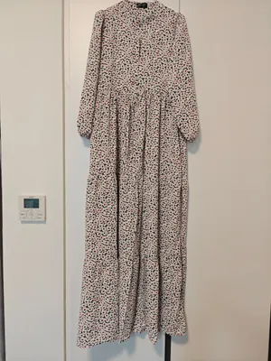 New Long printed maxi dress with 3/4 sleeves - size M/L - unused