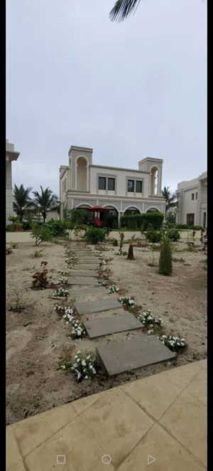 2 Bedrooms Chalet for Rent in Dhofar Salala
