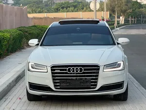 أودي A8L  Audi A8L