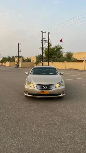 Used Lexus ES in Al Dakhiliya