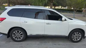 سياره  للبيع بداعي السفر