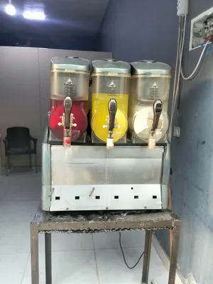ماكينه سلاش 3 احواض ماركة دمبر إيطالي كل حوض 12 لتر
