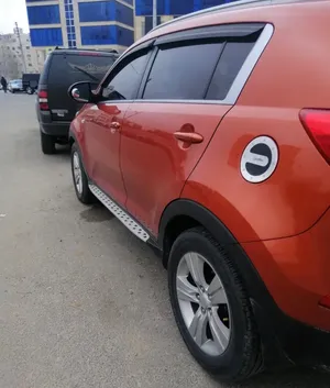 مارشات بحالة ممتازة ونظيف، مناسب لكيا سبورتج