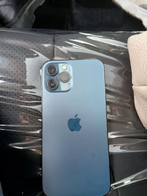 ايفون 12 برو ماكس للبيع
